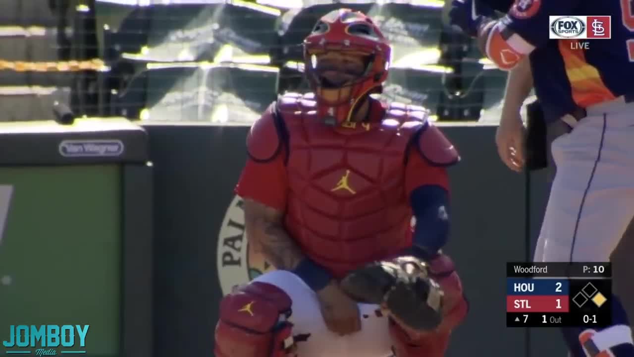 Yadi being Yadi (Yadier Molina)