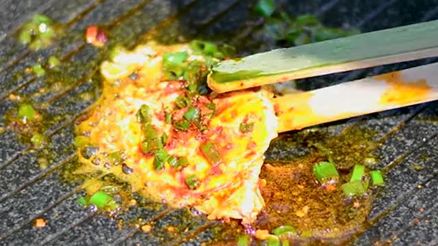 I've never seen such an unusual method of cooking (P2)