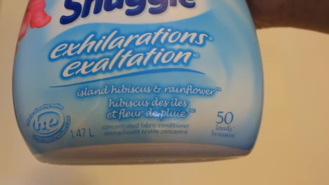 Snuggle Exhilarations Fabric Conditioner Review, completely random revieview