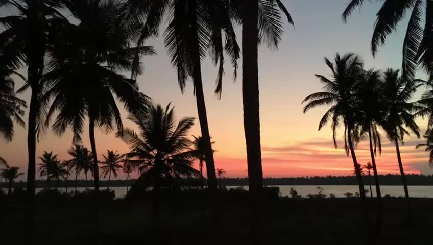 SUNSET IN ARUGAMBAY