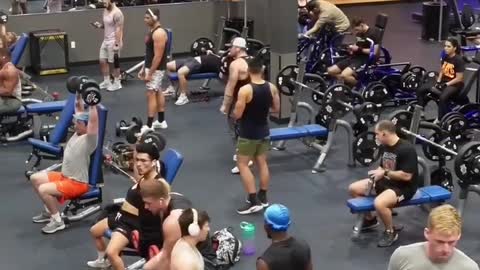 How to Gain Muscle FAST in the Description