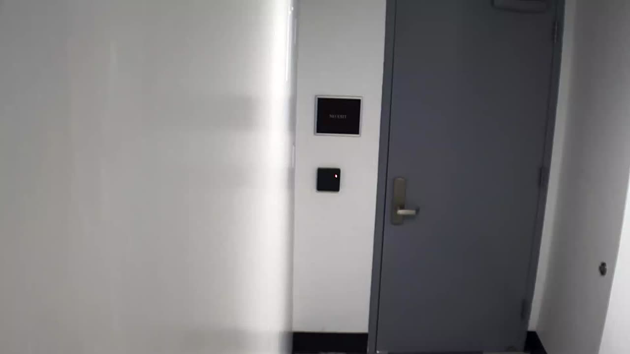 6144RHOBG2G201ABStairwayLobbyEntry_2021-01-06_16h00min02s880ms.mp4