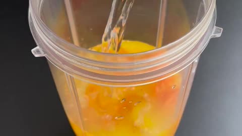 "Revitalize Your Health with the Power of Carrot Juice: A Tasty, Nutrient-Packed Beverage!"