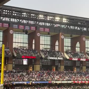 Aaron Judge lands league record 62nd home run