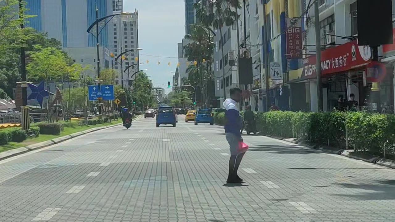Driving into Malaysia via the Johor Causeway from Singapore