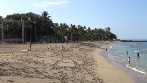 Honolulu, HI — Queens Beach - Kapi'olani Beach Park #1