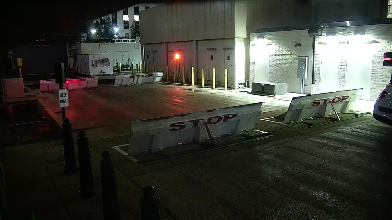 0771KIO00K6HSOBLoadDock_2021-01-05_22h00min01s843ms.mp4