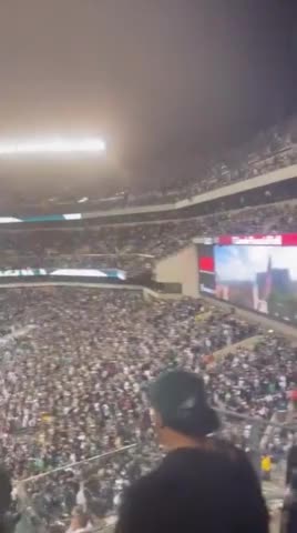 Jill Biden Gets Booed Mercilessly In Philly When The Eagles Put Her Own The Jumbotron