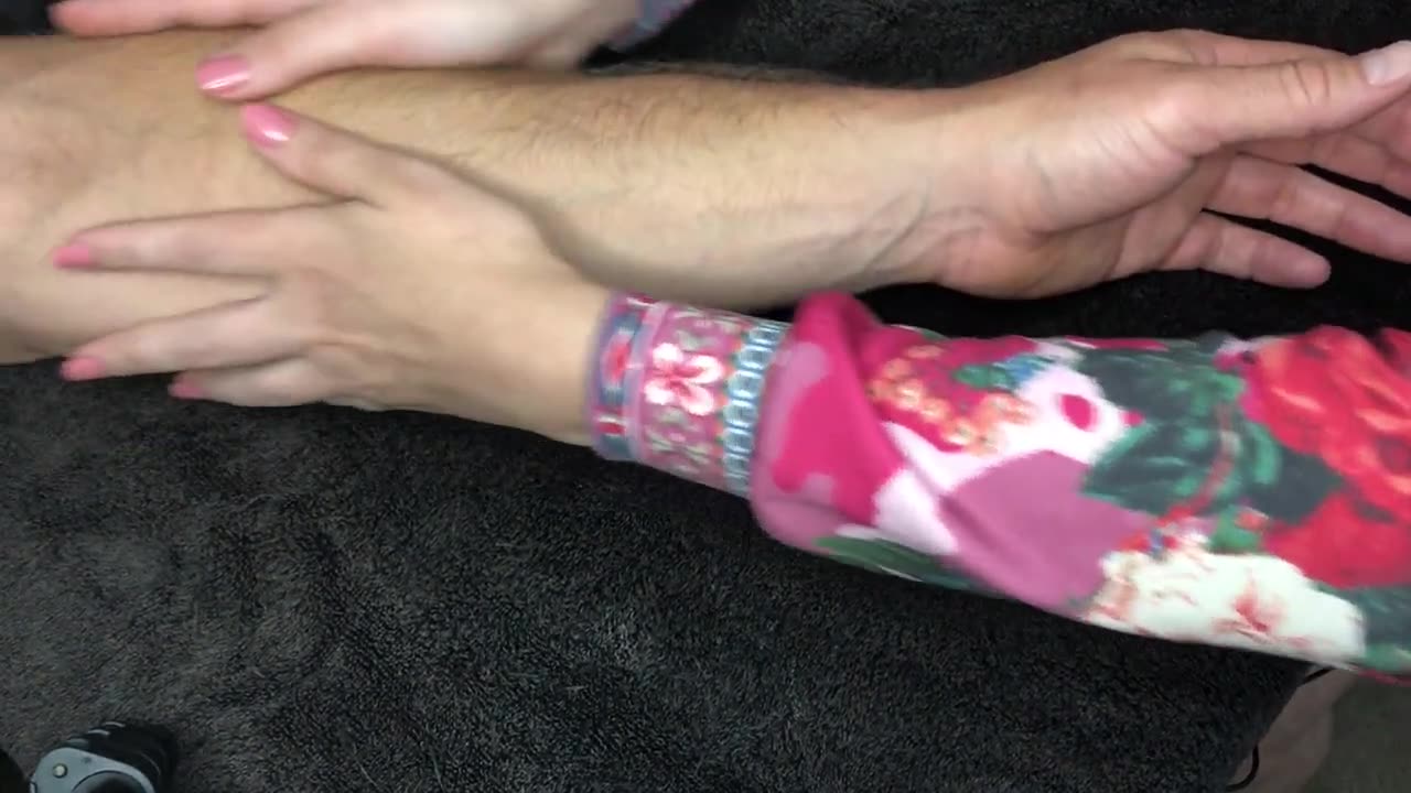 ASMR Tingly Arm Scratch!