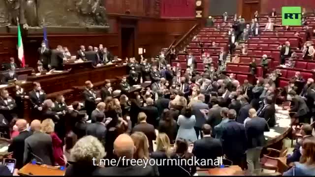 Italian Parlament "Freedom, Freedom, Freedom"