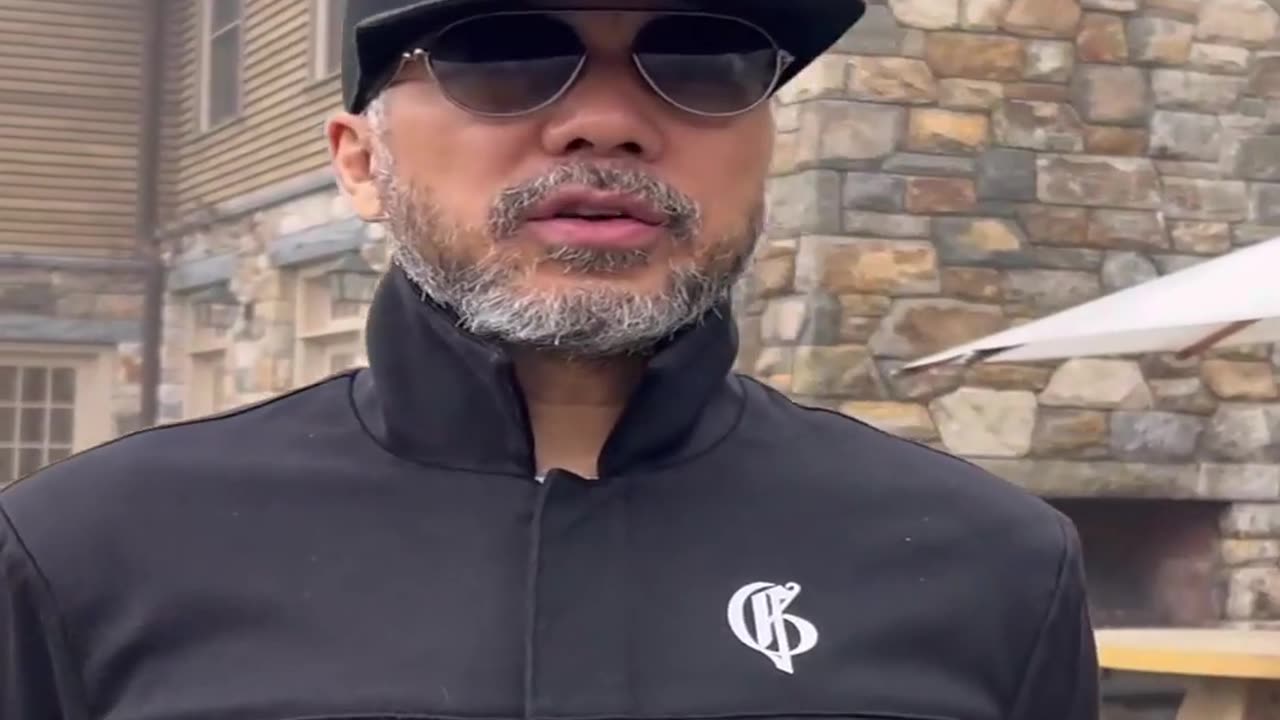 20230103文贵先生GETTR¹： #区块链数字货币时代已经到来：新中国联邦人要掌握区块链、数字货币和未来太空科技、未来的新能源，美国人造太阳工程和量子电脑等这技术，否则就out了！