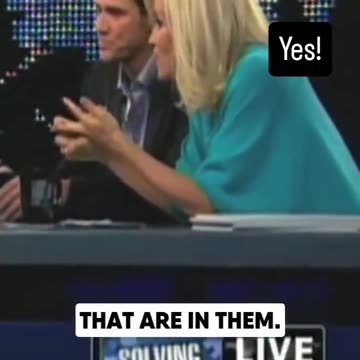 Jenny McCarthy & Jim Carrey talk about vaccines on Larry king