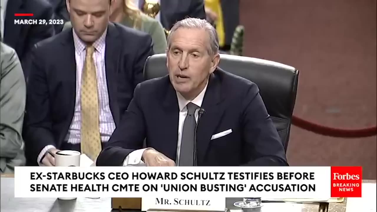 'I Can Give You A Perfect Example If You're Going To Listen'- Chris Murphy Grills Howard Schultz