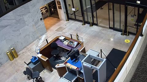 1451HSOB02ConAveDoor_2021-01-06_01h20min00s077ms.mp4
