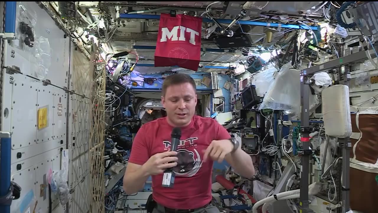 NASA Astronaut Discusses Life in Space with his Alma Mater