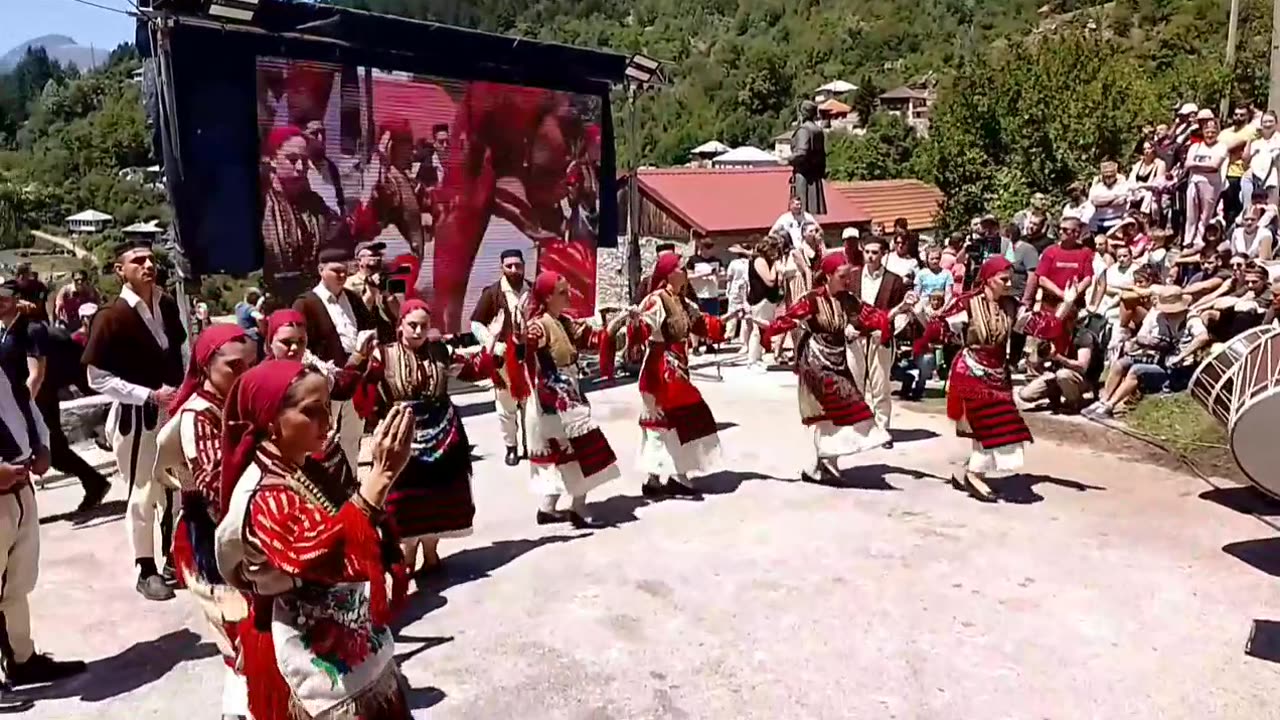 Macedonian female bridal dance in GALIČNIK, MACEDONIA🇲🇰 (PART 2) 17 July 2022