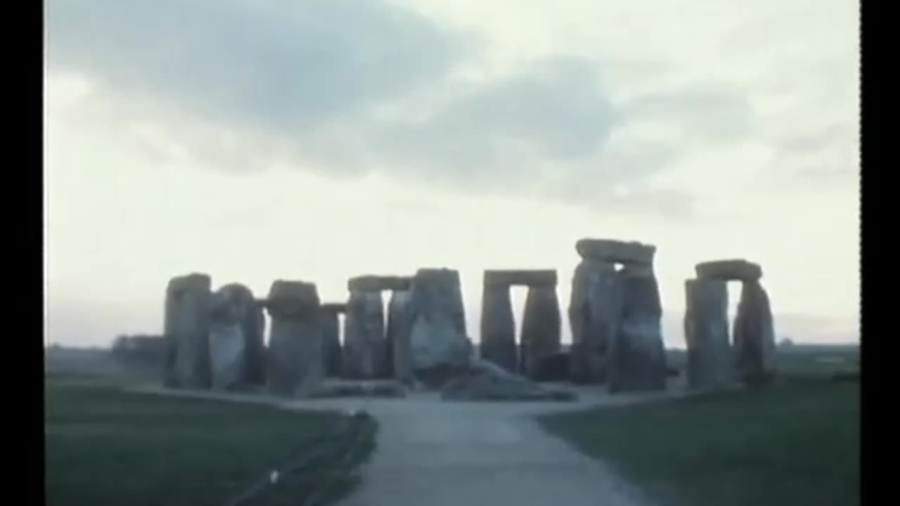 Stonehenge summer solstice 2024 priesthoods, seasons, power & human sacrifice Jack Hargreaves (1986)