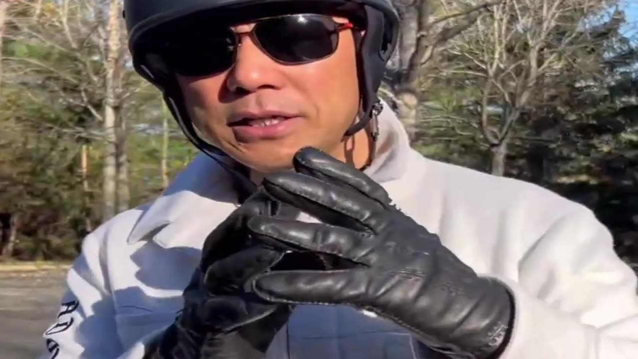 20221108文贵先生GETTR： #国内：所谓股市复阳，清零隔离要放开。事业财富不成正比时候，财富就是灾难的根源！社会仇恨极度分裂，贫民弱民苦民愚民，就是商鞅之策！