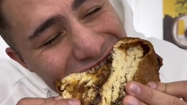 COZONACUL CU SNIKERS LA TEST