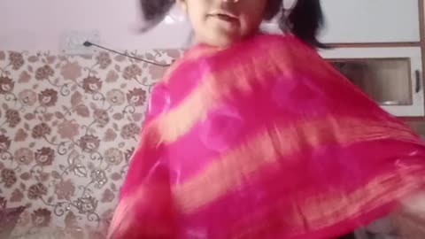 Little girl teach with funny way