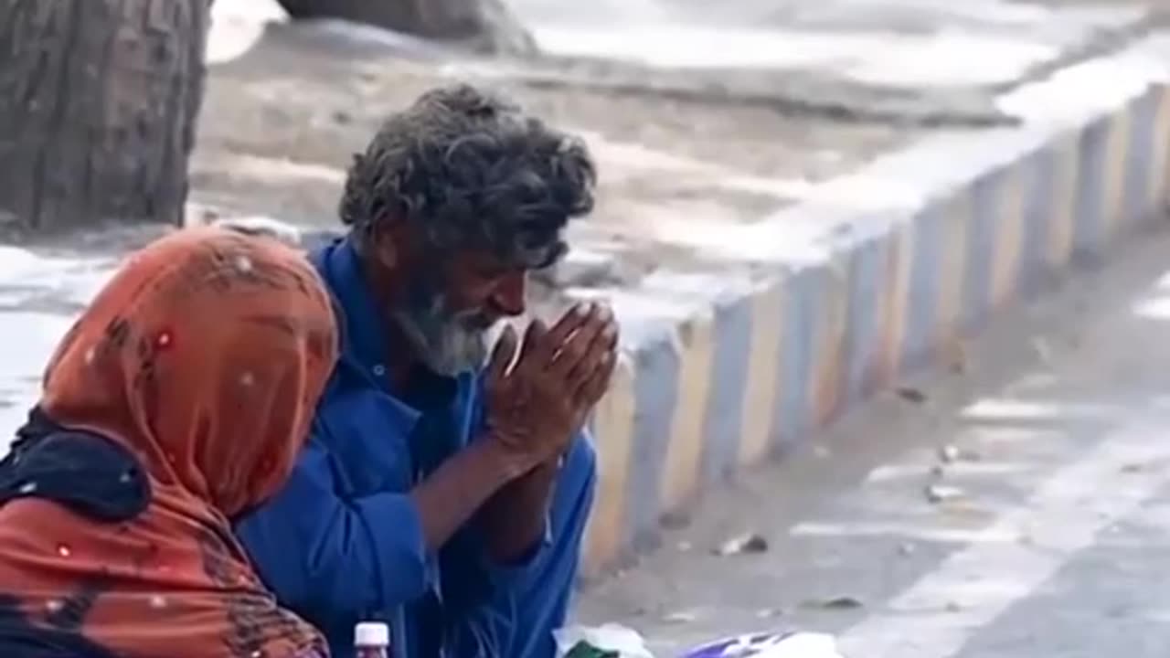 WHEN YOU LET THE UNIVERSE MANIFEST BLESSING 🙌 THROUGH YOU 💙