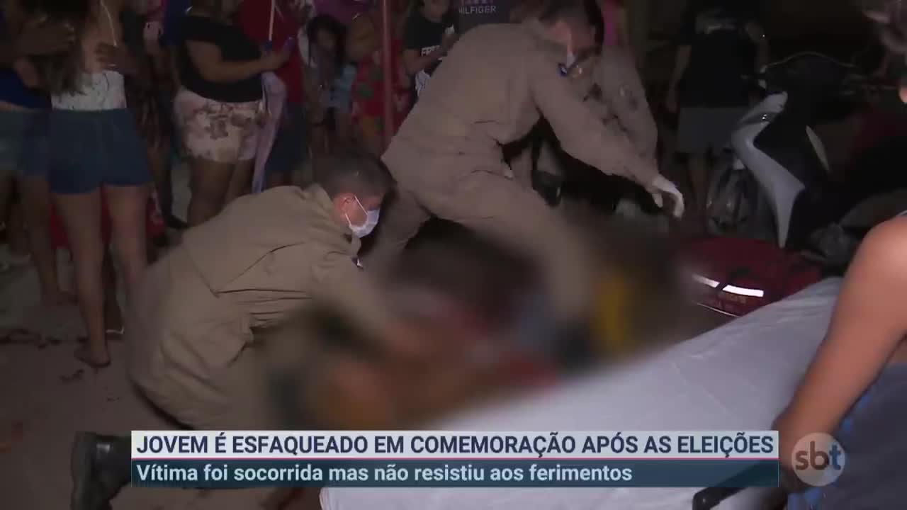 Jovem é esfaqueado e morto ao comemorar resultado das eleições | Primeiro Impacto (01/11/22)