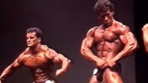 bodybuilders on stage