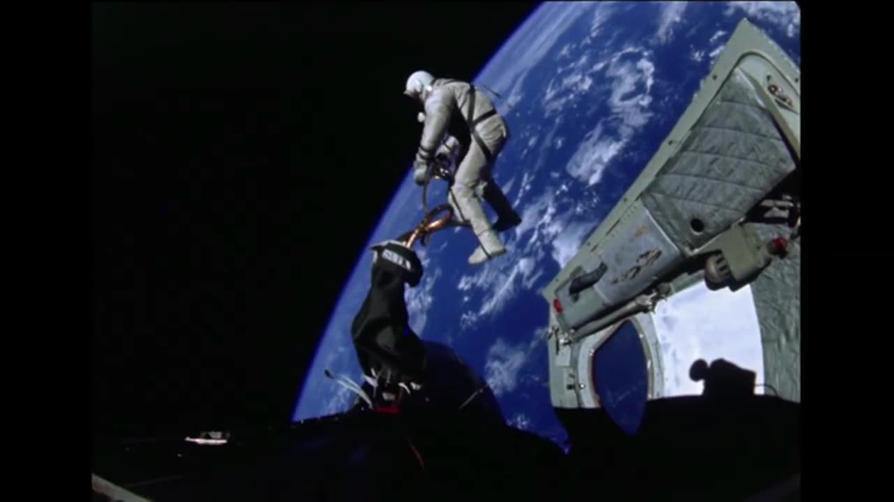 America's first spacewalk