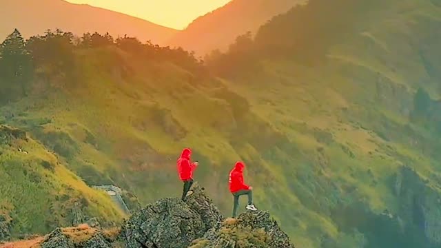 The scenery on the top of the mountain must be worth the Great Nine Lakes