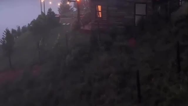 a house in the middle of nowhere 🏡