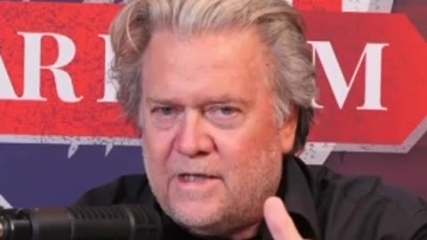 WAR ROOM STEVE BANNON - Steve Lays It All Out!! LISTEN!!!