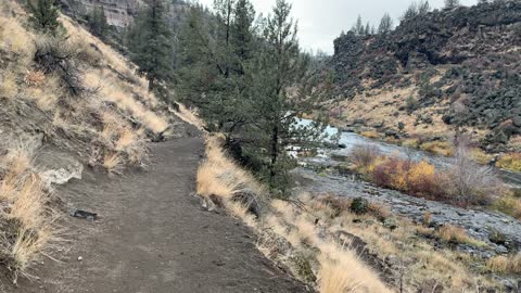 Central Oregon – Steelhead Falls – Riverside Desert Trail – 4K