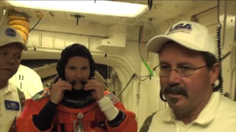 Glenn's Flight Training Gets Second Look