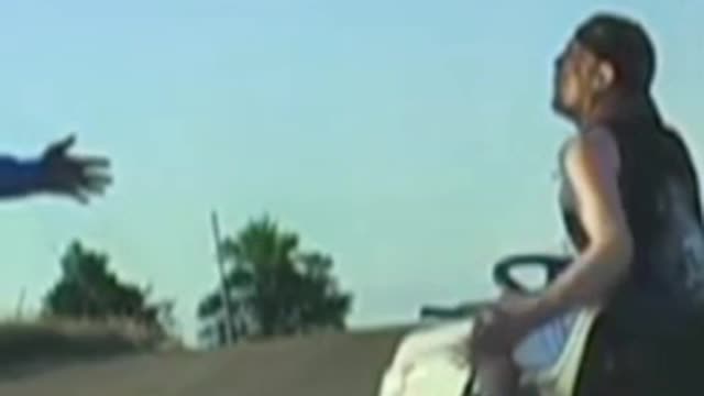 😂Le roba la patrulla🤣