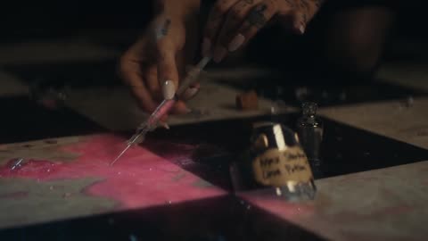 Ariana Grande - the boy is mine (Official Music Video)
