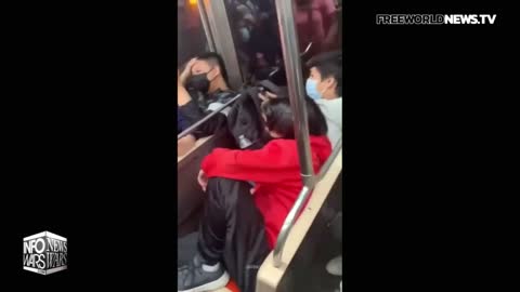Shocking Footage of Violent Confrontation of High School Girls on Philadelphia Train