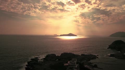 I will always be, even lonely open, I will always love, even if the scenery is dust.