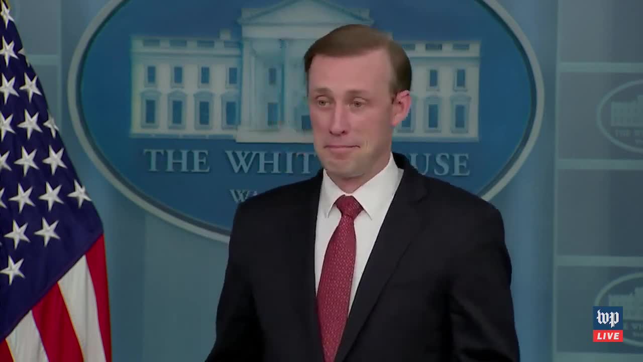 Chaos talks about White House press briefing
