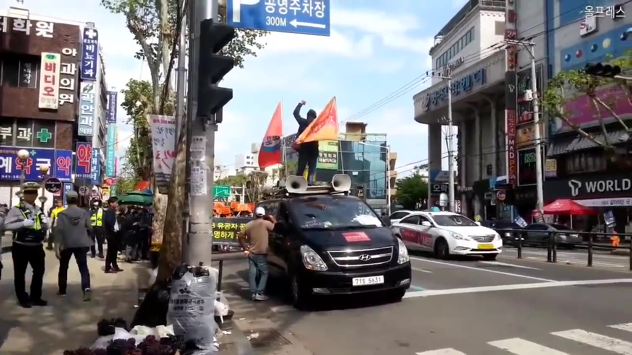 20190508_V3_S02(B7LlUK8D7Y8)젊은 청년들의 외침에 대구 시민들 환호의 응원을