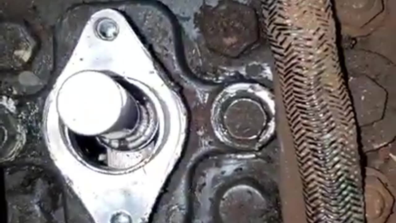 Bobcat 773 Park brake solenoid replacement (see update video in description)!!