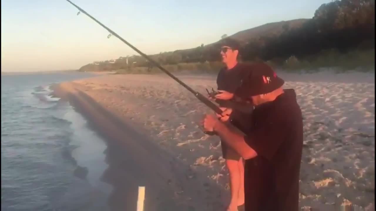 Drone fishing with a Mavic Pro in Australia