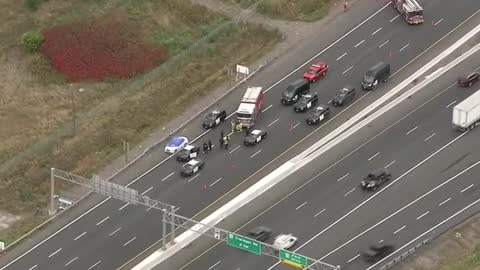 FLYING WHEEL KILLS MANSMASHING INTO CAR ONQEW NEAR TORONTO