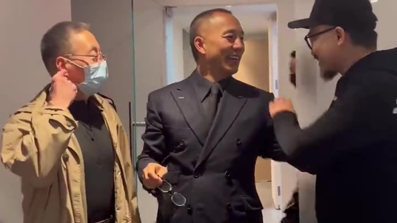 20221116文贵先生GETTR²：七哥拥抱火来战友！