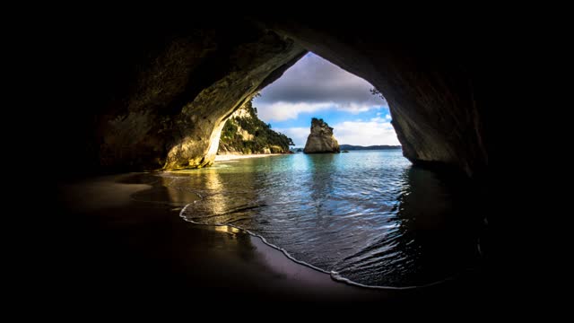 Meditation "In the caves"