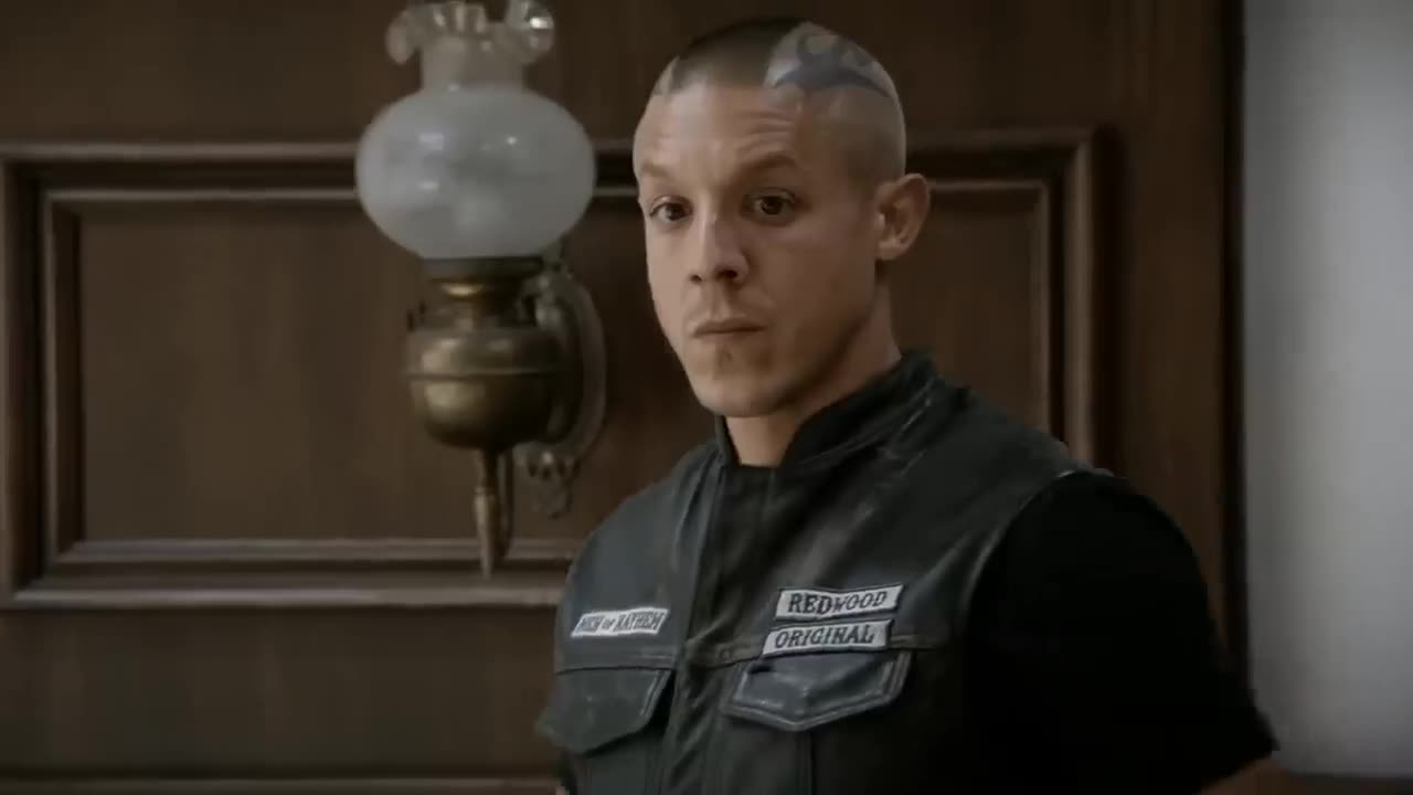 Juice betrayed scene (Sons of Anarchy)