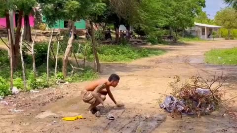 A Ghost on the Street in Broad Daylight! 👻 Unbelievable Footage!