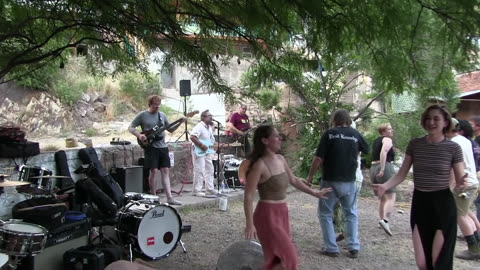 ExBats live on the Gulch: Everybody Loves My Mom