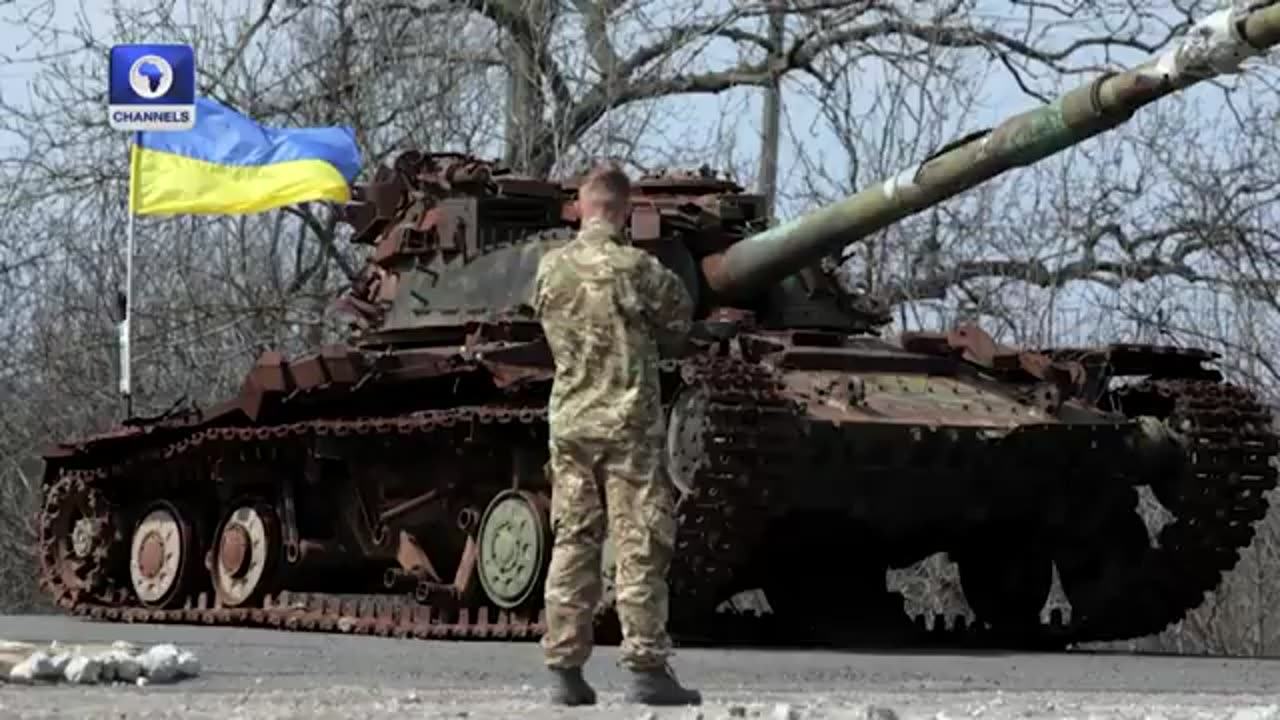 U.S To Arm Ukraine With Controversial Shells | Russian Invasion