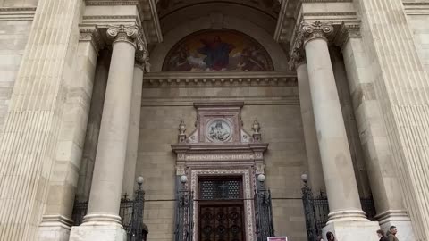 St. Stephen's Basilica (outside) - Hungary 🇭🇺♥️