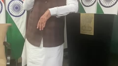 Exclusive! PM Modi's conversation with director of ISRO on Chandrayaan-3 successful moon landing 🇮🇳